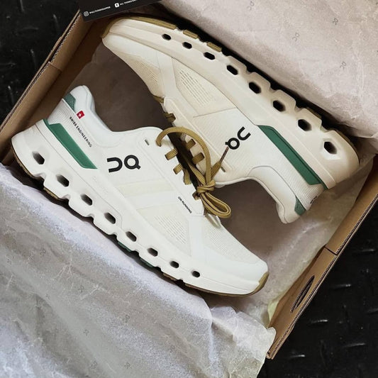 The On Cloud Runner 2 White Undyed Green
